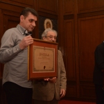 Милорад Петковић,директор ИПЕ,регион Нови Сад прима награду