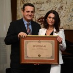 У име Ивана Жарковића,власника Булевар Инвеста,награду је примила његова супруга Тања Жаркковић
